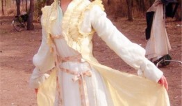 刘亦菲妈妈天涯爆料视频,女神成长背后的故事