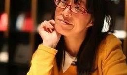 娱乐吃瓜酱余秀华,从“娱乐吃瓜酱”到文学才女，她的人生逆袭之路