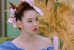 女生化妆娱乐吃瓜酱,女生们的快乐生活解码